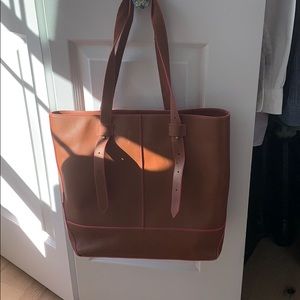 IllbeCa Reade Street Leather Tote (tan/hot pink)